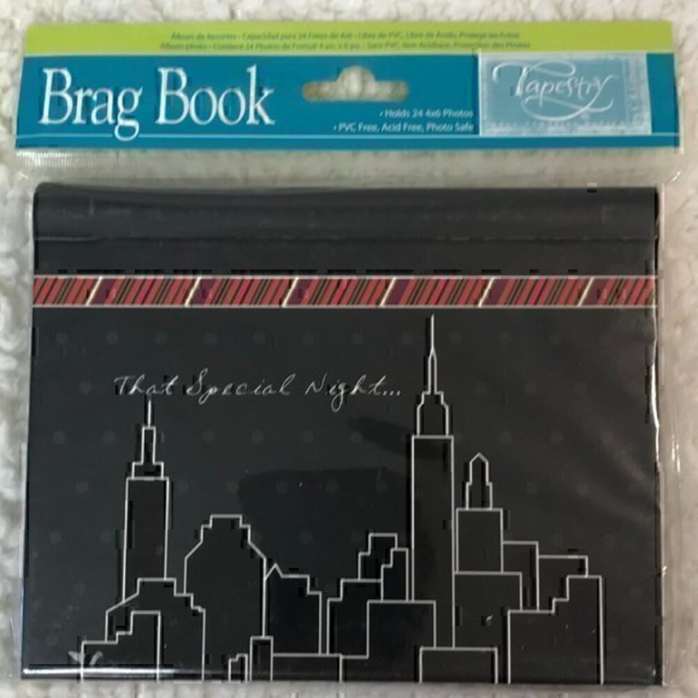 ☀️2/$14 C.R. Gibson That Special Night Photo Brag Book